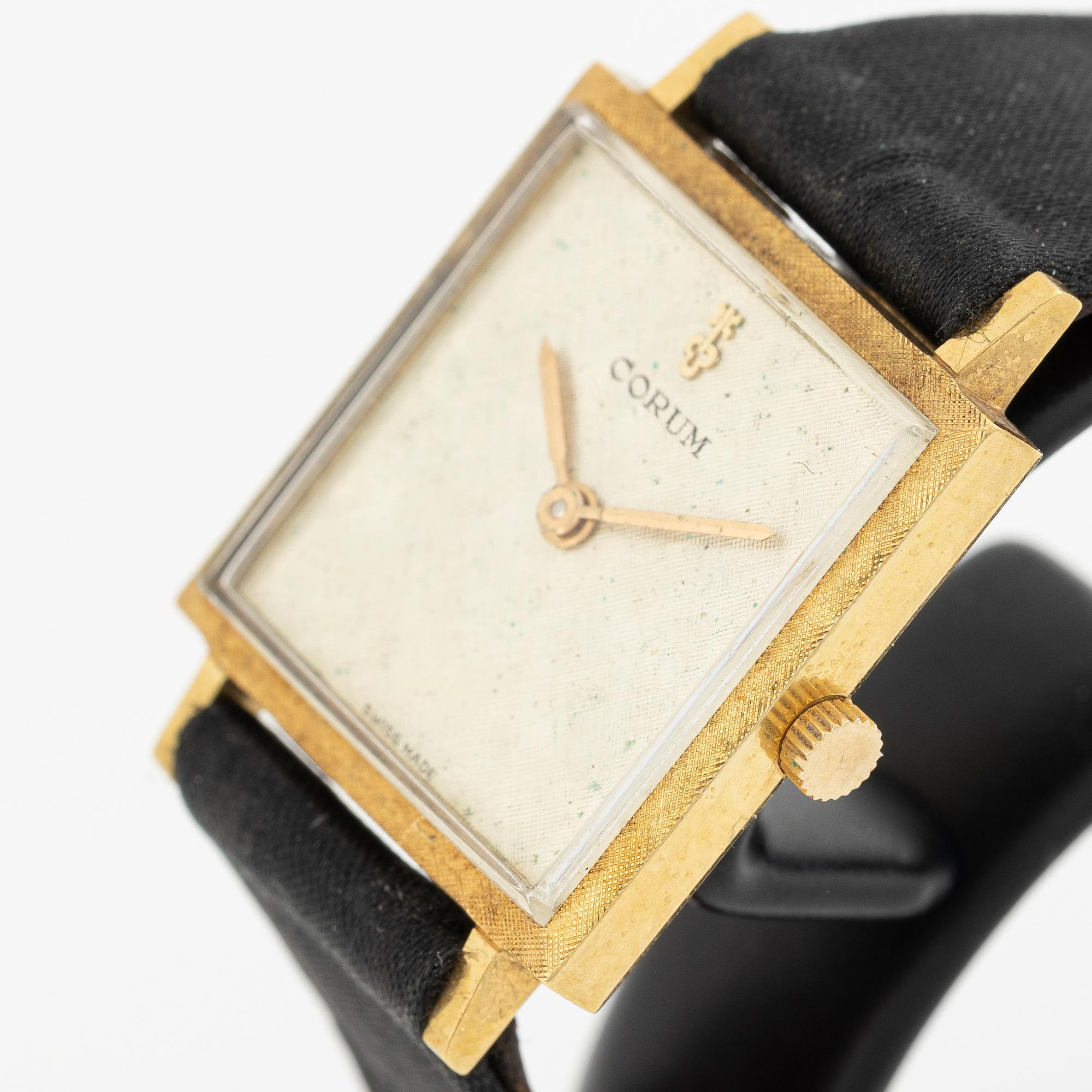 Corum, wristwatch, 21.5 x 21.5 (29.5) mm.