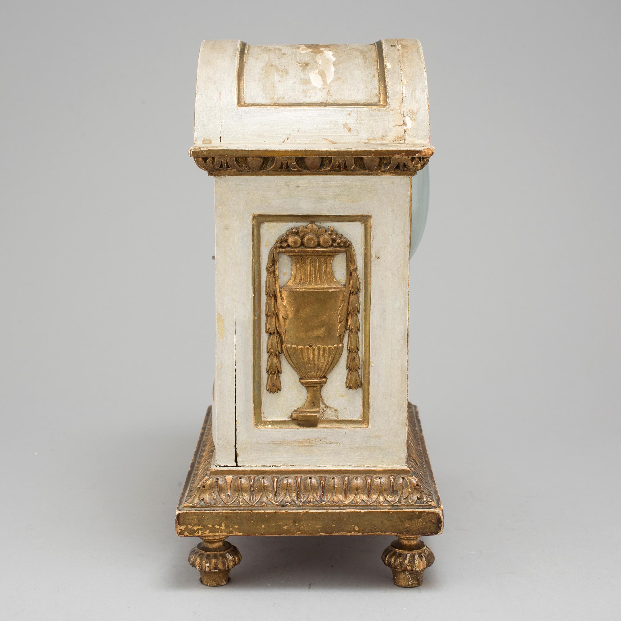 A Swedish late gustavian table clock, ca 1800.