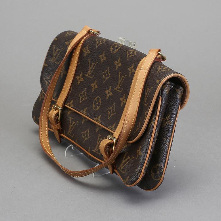 VÄSKA, Louis Vuitton.