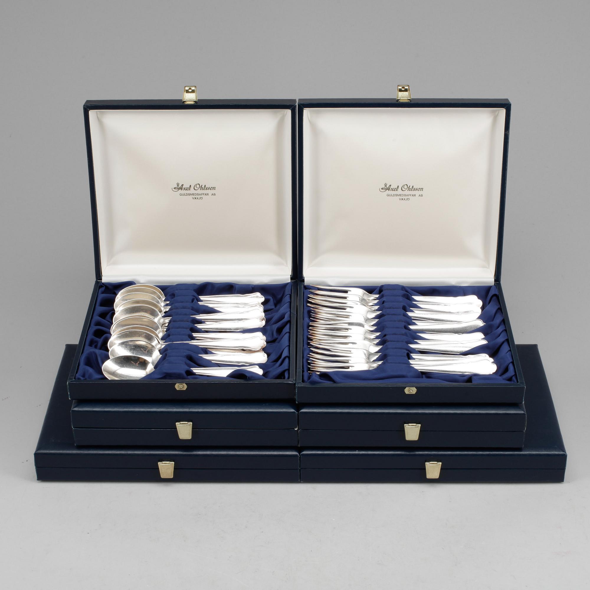BESTICKSERVIS, 73 delar, silver, GAB, Stockholm, omkring 1900-talets mitt. Total vikt ca 2560 gram.