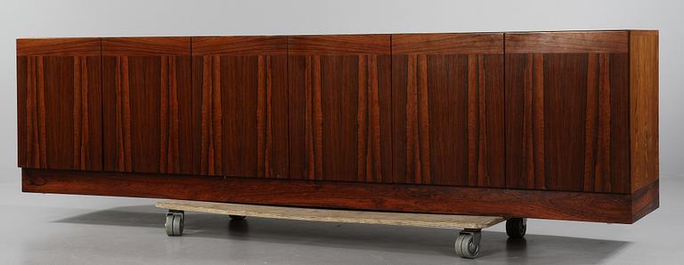 SIDEBOARD, trol Ib Kofod-Larsen för Seffle, 1900- talets andra hälft.