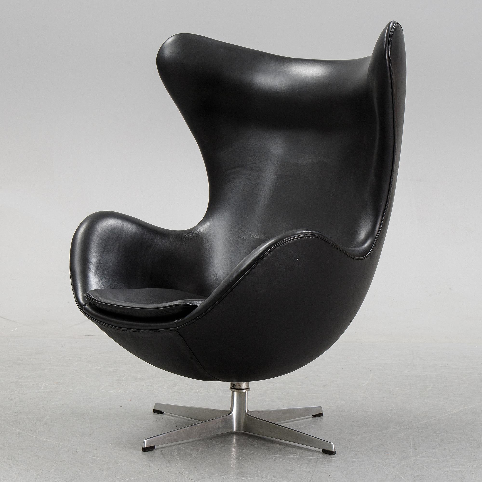 Arne Jacobsen, , "Ägget", fåtölj, model 3316, Fritz Hansen, Danmark.