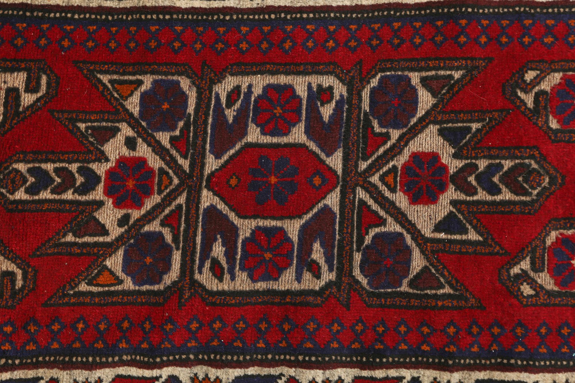 GALLERIMATTA, Sirjan, modern tillverkning, 360 x 73 cm.