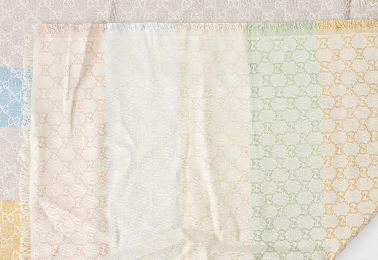 Gucci, Sjal, "Shiny Summer shawl".