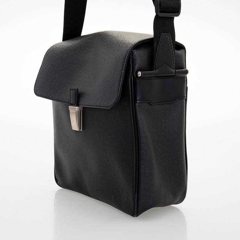 Louis Vuitton, A 'Yaranga' bag.