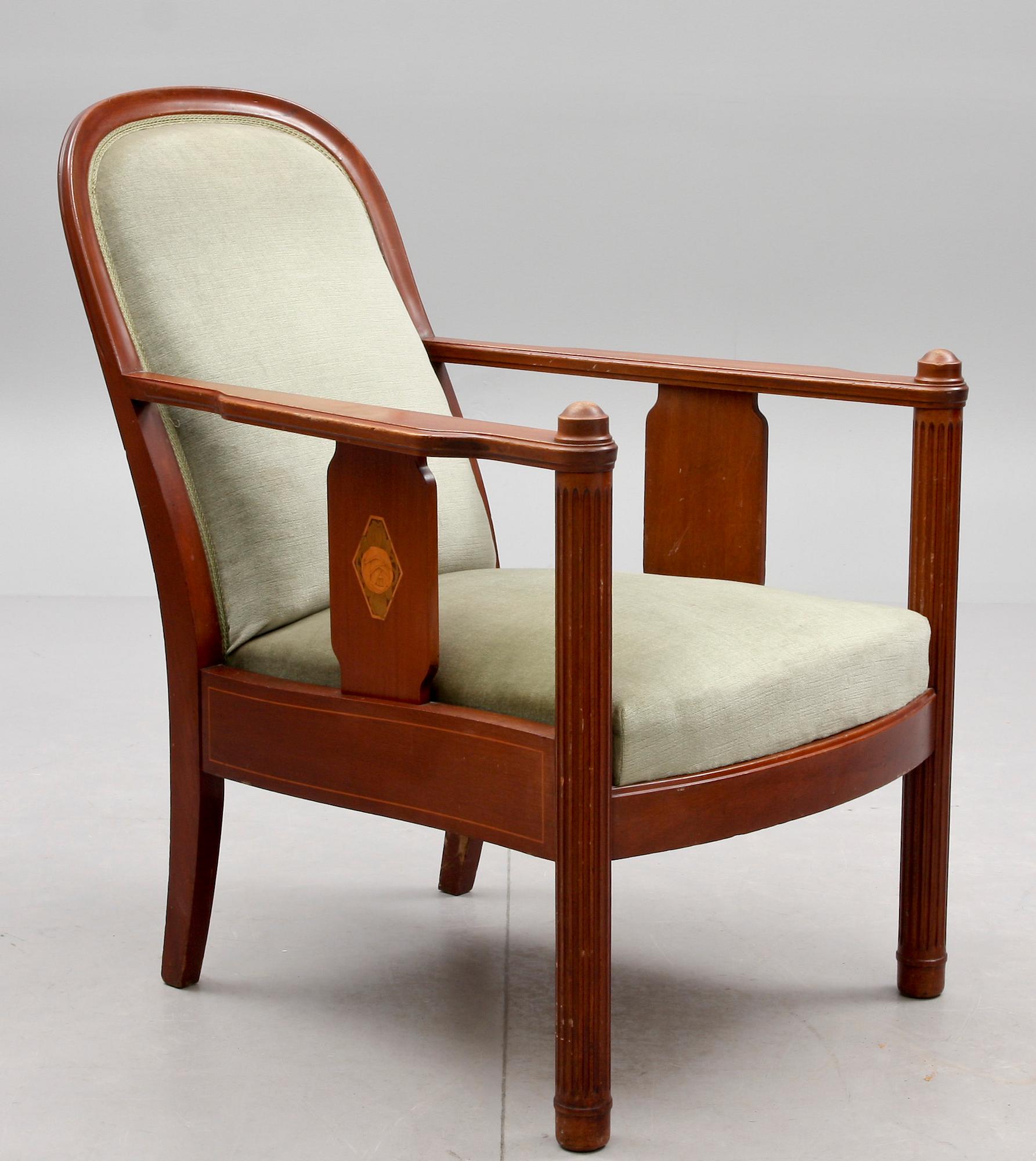 FÅTÖLJ och KARMSTOLAR, ett par, Nordiska Kompaniet. 1909.