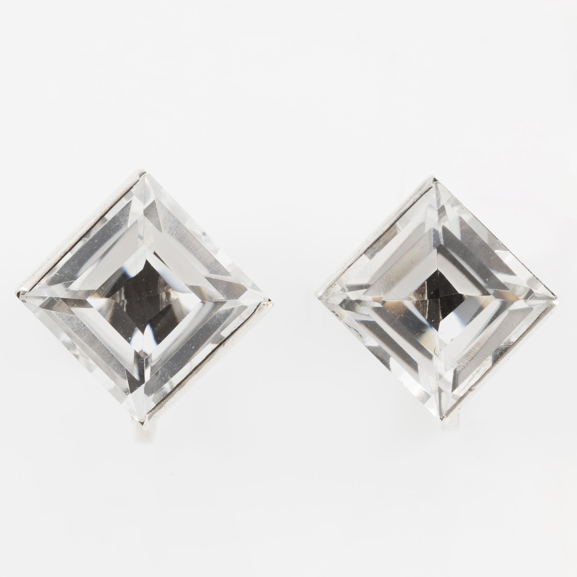 Wiwen Nilsson, örhängen ett par, silver med bergkristall.
