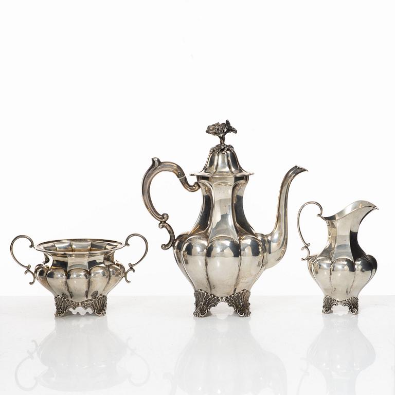 A 3-piece Swedish silver coffee service, marks of A.G. Dufva, Stockholm 1922.