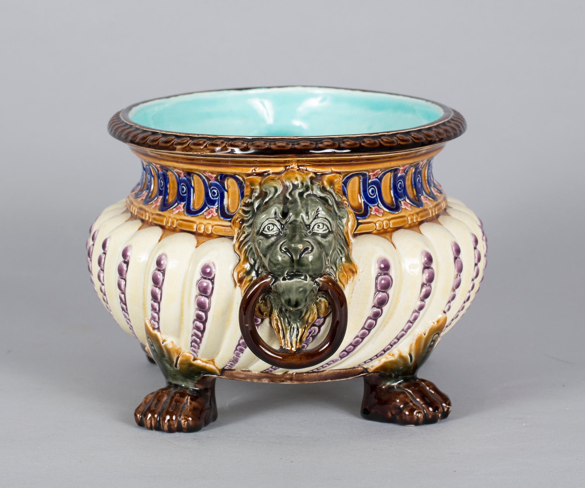 JARDINIERE, majolika, Rörstrand 1800-talets slut.
