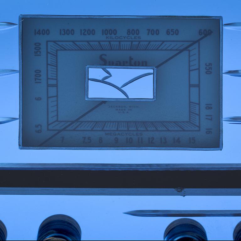 RADIO, "Sparton Sled Deluxe Cobalt Blue Mirrored Radio", Walther Dorwin Teague, Sparton Inc. USA, modell 558.