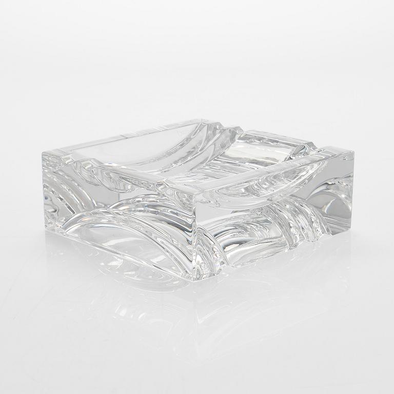 Tuhkakuppi, Baccarat, Ranska, 1900-luvun loppupuoli.