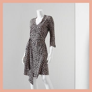 KLÄNNING, Diane von Furstenberg.