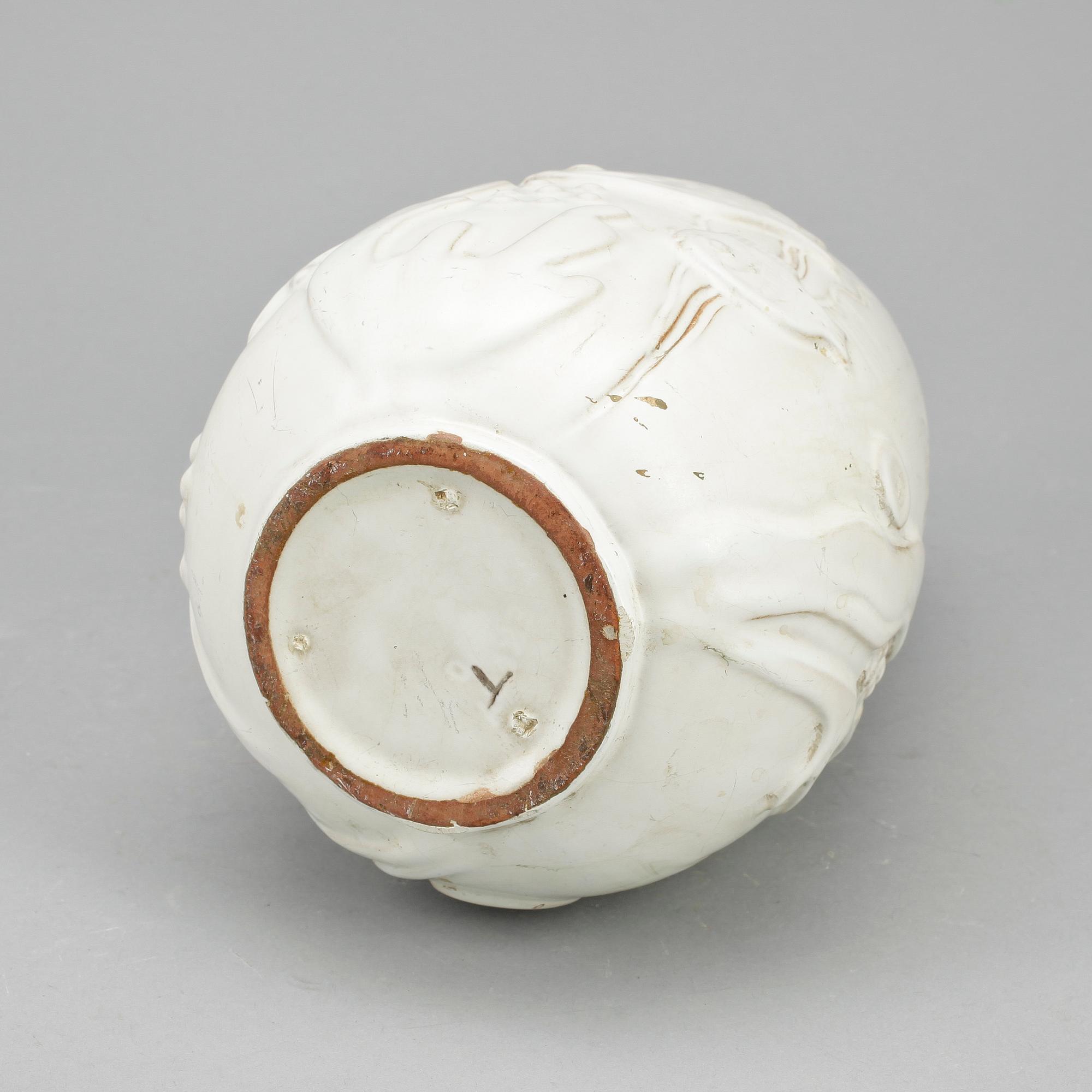 VAS, lergods, Anna-Lisa Thomson, Upsala-Ekeby, 1941-49.