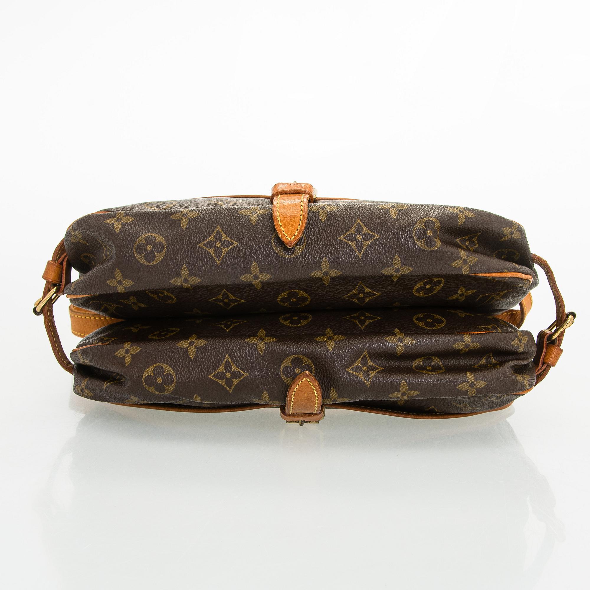 Louis Vuitton, väska, "Saumur 30".