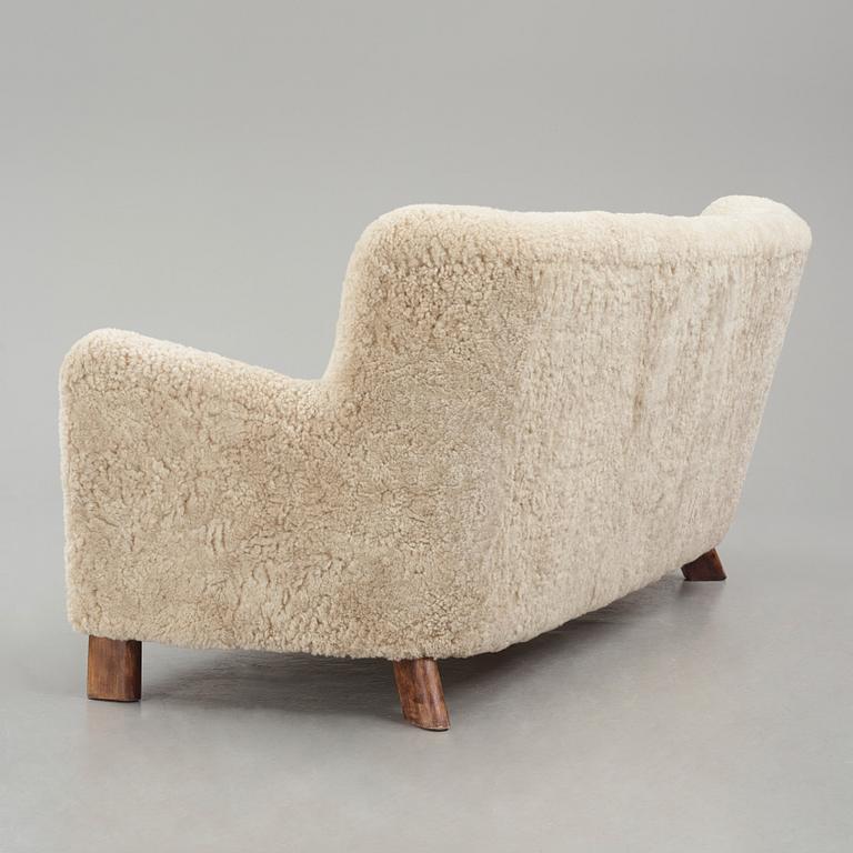 Fritz Hansen, sofa, model "1669", Denmark 1940s.