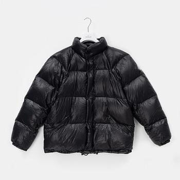 Moncler, dunjacka, storlek 4.