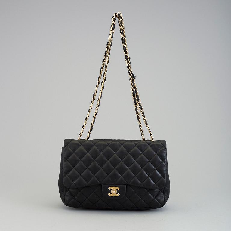 A Chanel "Jumbo" bag, 2008-09.