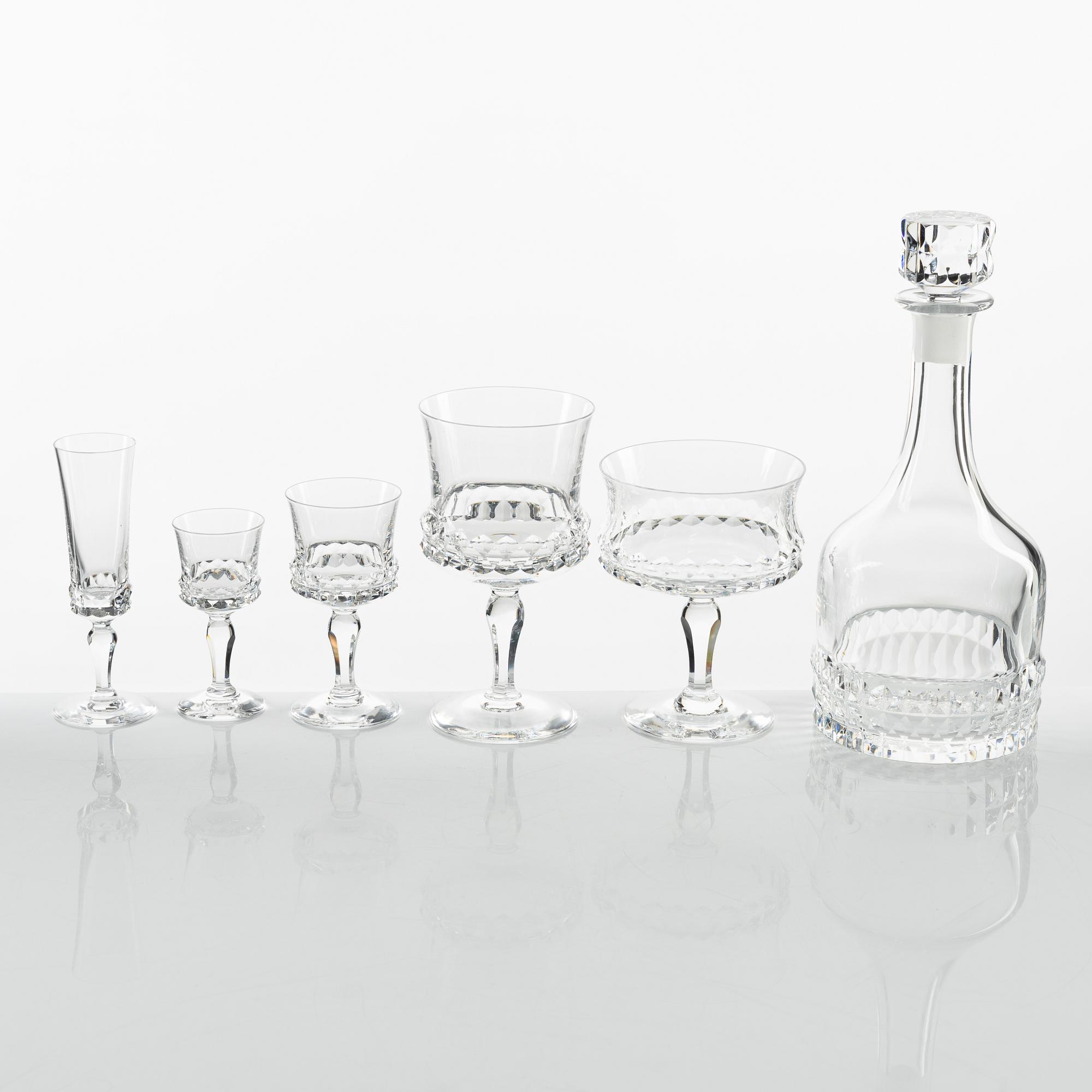 Ingeborg Lundin, glasservis, 60 delar, "Silvia", Orrefors.