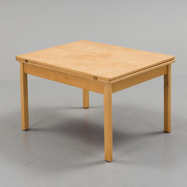 BORD, Karl Andersson & Söner, sent 1900-tal.