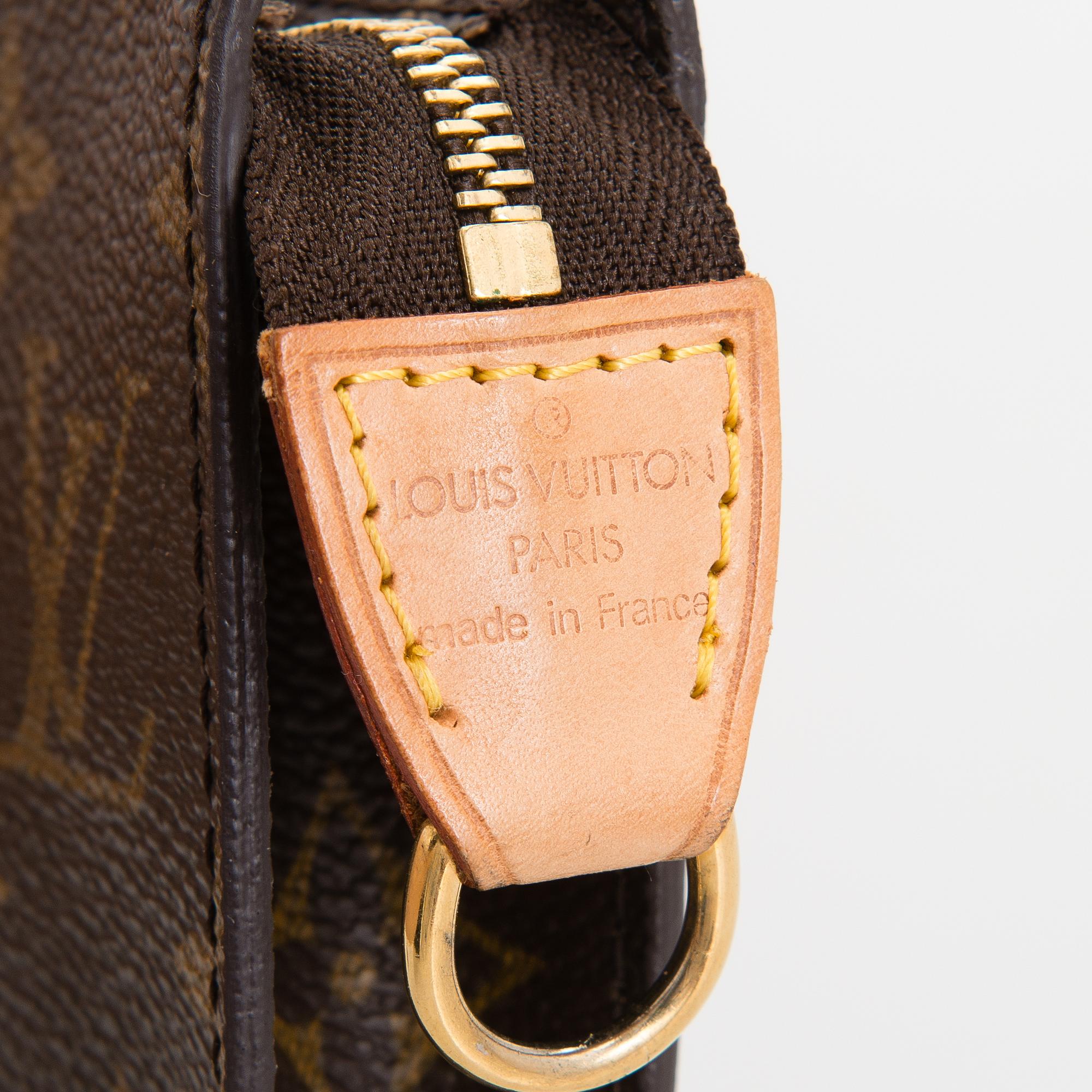 Louis Vuitton, A Monogram 'Bucket' Bag with pochette.