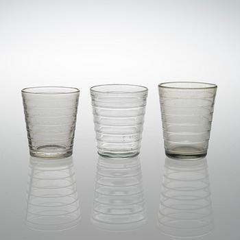 AINO AALTO, juomalaseja, 16 kpl, mm Karhula-Iittala, 1900-luku.