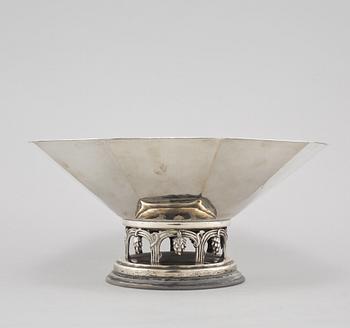 SKÅL, silver, C H Hallberg, Stockholm, 1932.