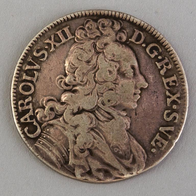 KASTMYNT, silver, Karl XII kröning 1697. Vikt ca 11 gram.