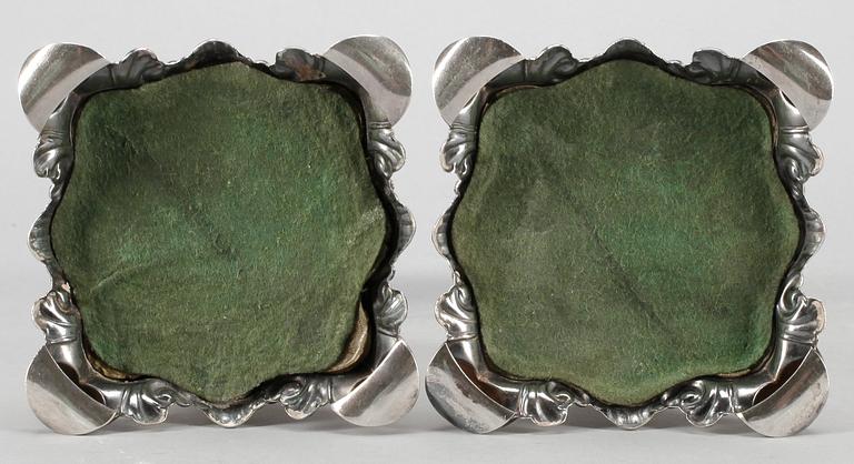 LJUSSTAKAR, ett par, silver, barockstil, C G Hallberg, Stockholm, 1944.