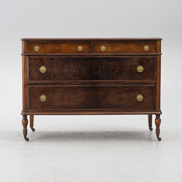 A chest of drawers, early 20th century, USA;.