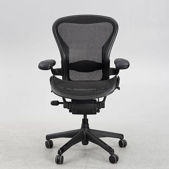 Don Chadwick/Bill Stump, desk chair, "Aeron", Herman Miller.