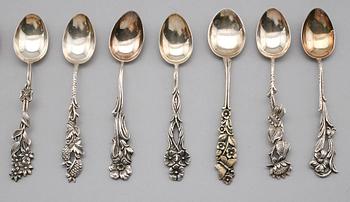 BESTICK, 41 delar, silver, olika modeller, svenska stämplar 1950-60-tal. Vikt ca 580 gram.