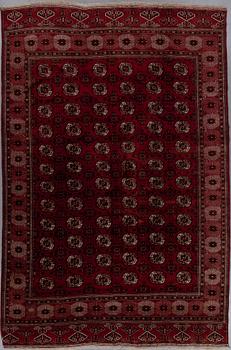 MATTA, Turkmensk, 1900-talets slut. Ca 340 X 227cm.
