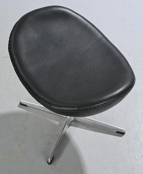 FOTPALL, till Ägget, Arne Jacobsen, 1900-talets andra hälft.