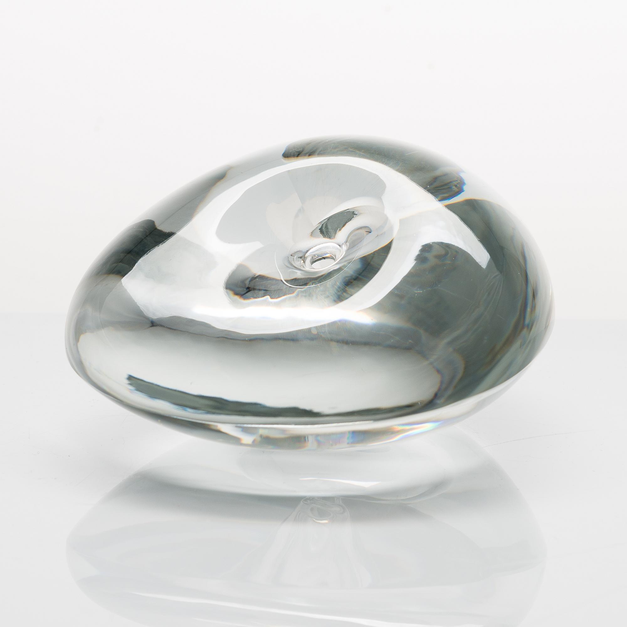 Timo Sarpaneva, glasskulptur 3567, "Sittande fågel", signerad Timo Sarpaneva Iittala.