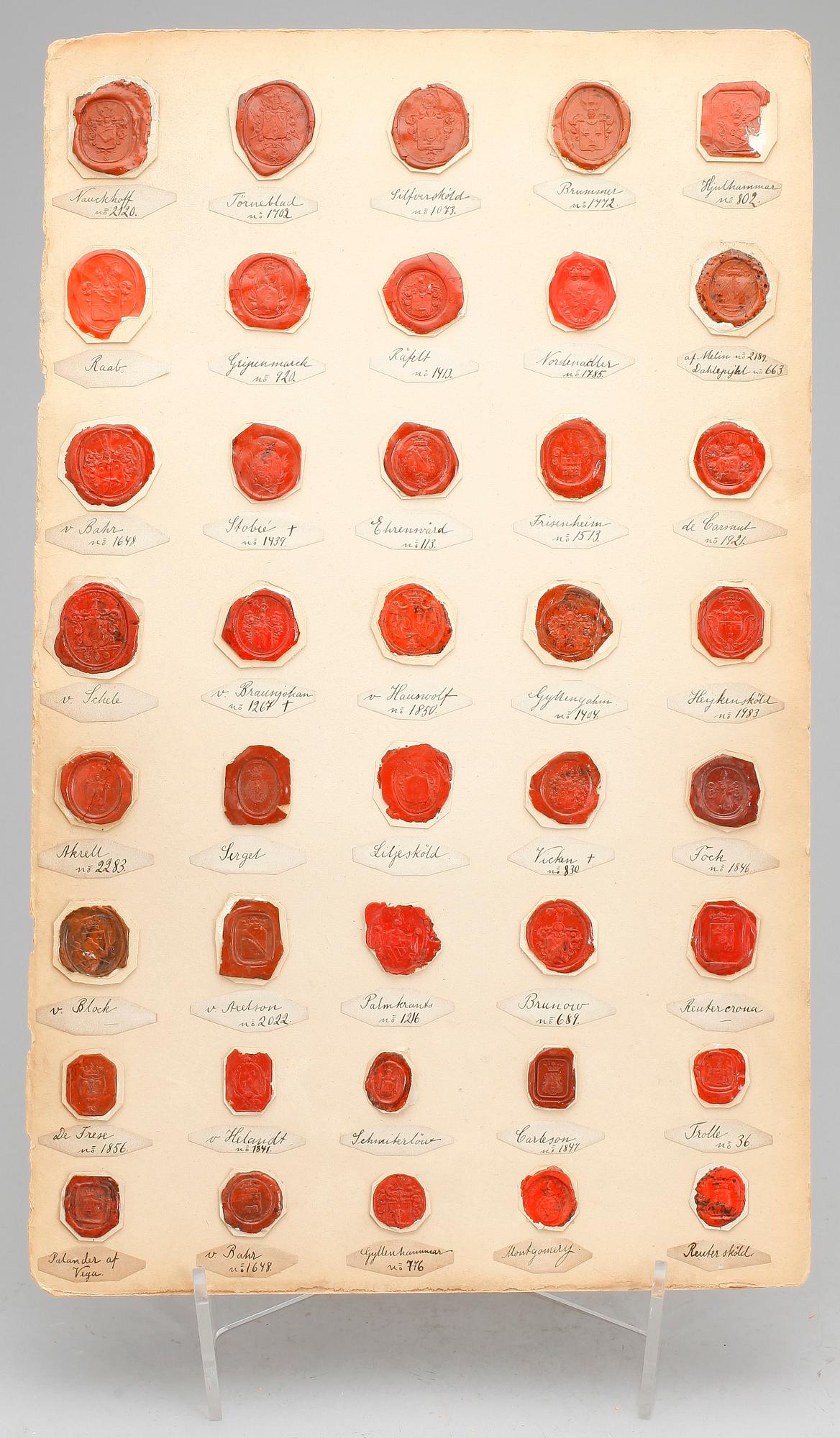 SIGILLSAMLING, 7 blad, mestadels svenska adelsvapen, 1800-tal.