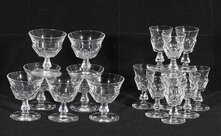 PARTI GLAS, ca 30 delar, tidigt 1900-tal.