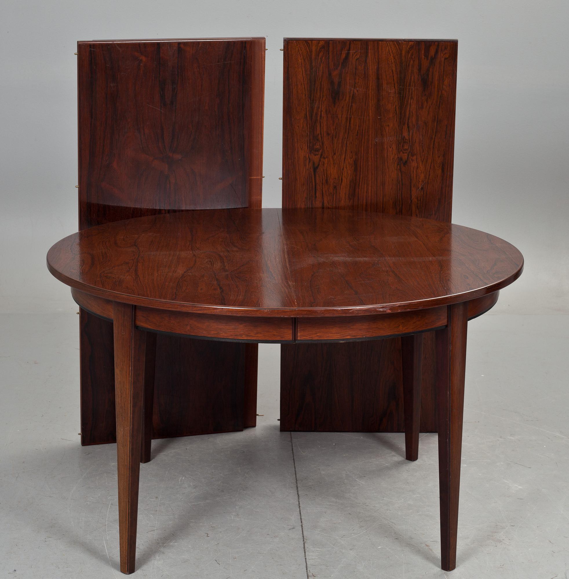 MATBORD, troligen Omann Junior för Omann Jun Möbelfabrik, 1900-talets andra hälft.