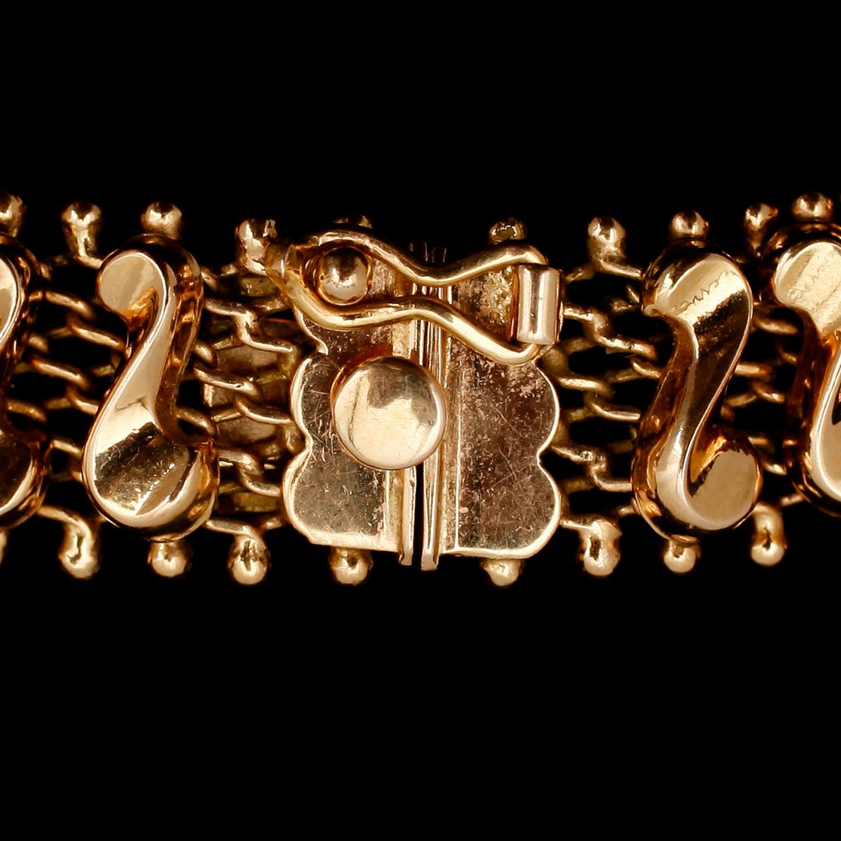 COLLIER, 18 k guld. Vikt ca 41 g.