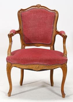 KARMSTOL, rokokostil, 1900-talets andra hälft.