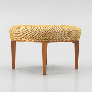 Josef Frank, a model 647 stool, Svenskt Tenn, efter 1985.