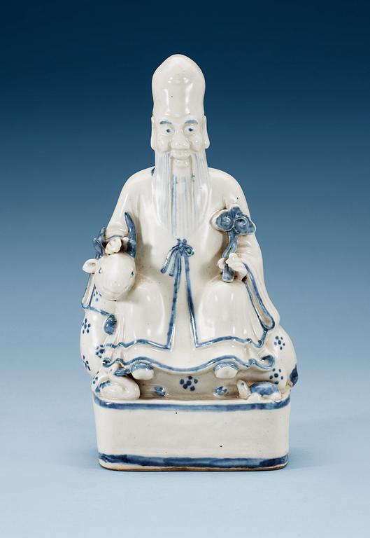 A blue and white figurine of Sholaou, Ming dynasty (1368-1644).