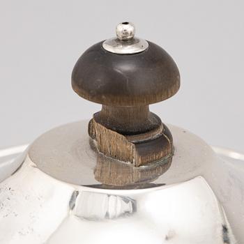 A Swedish 19th century silver coffee-pot, mark of F & W Zethelius, Stockholm 1846.