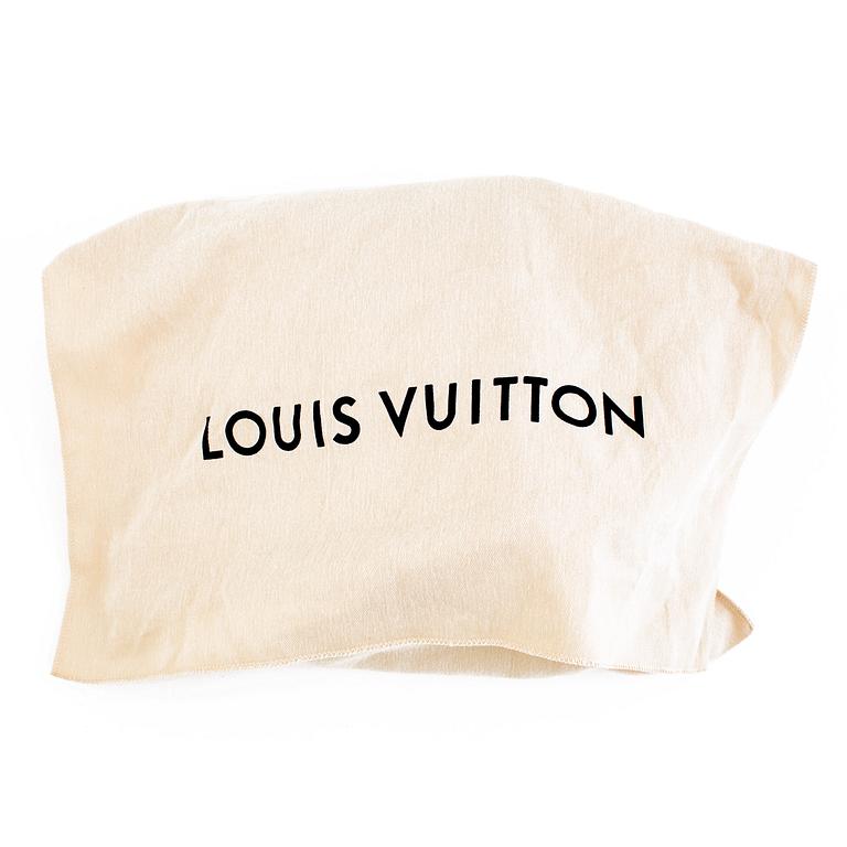 A "Speedy Bandouliere 25" by Louis Vuitton 2016.