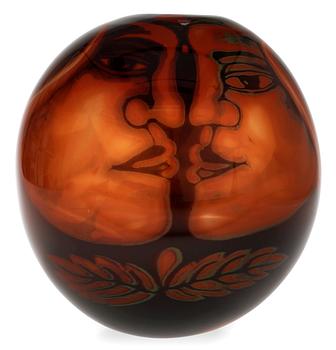 880. An Eva Englund 'Graal' glass vase, Orrefors 1988.
