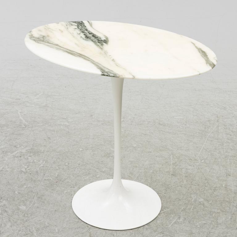 Eero Saarinen, a 'Tulip' side table, Knoll International.
