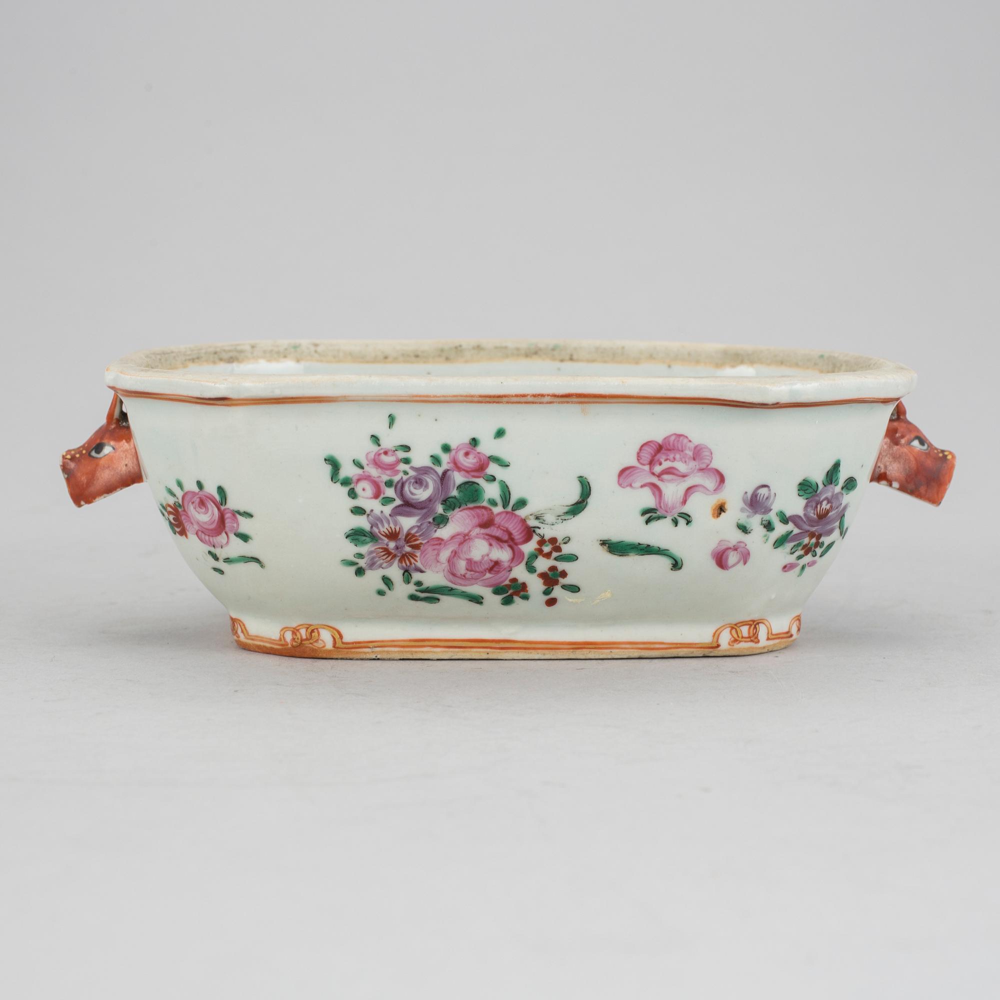 SMÖRTERRIN, kompaniporslin, Qingdynastin, Qianlong (1736-95).