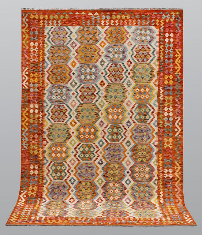 A carpet, kilim, ca 301 x 206 cm.