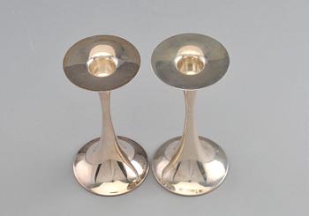 Tapio Wirkkala, KYNTTILÄNJALKAPARI.