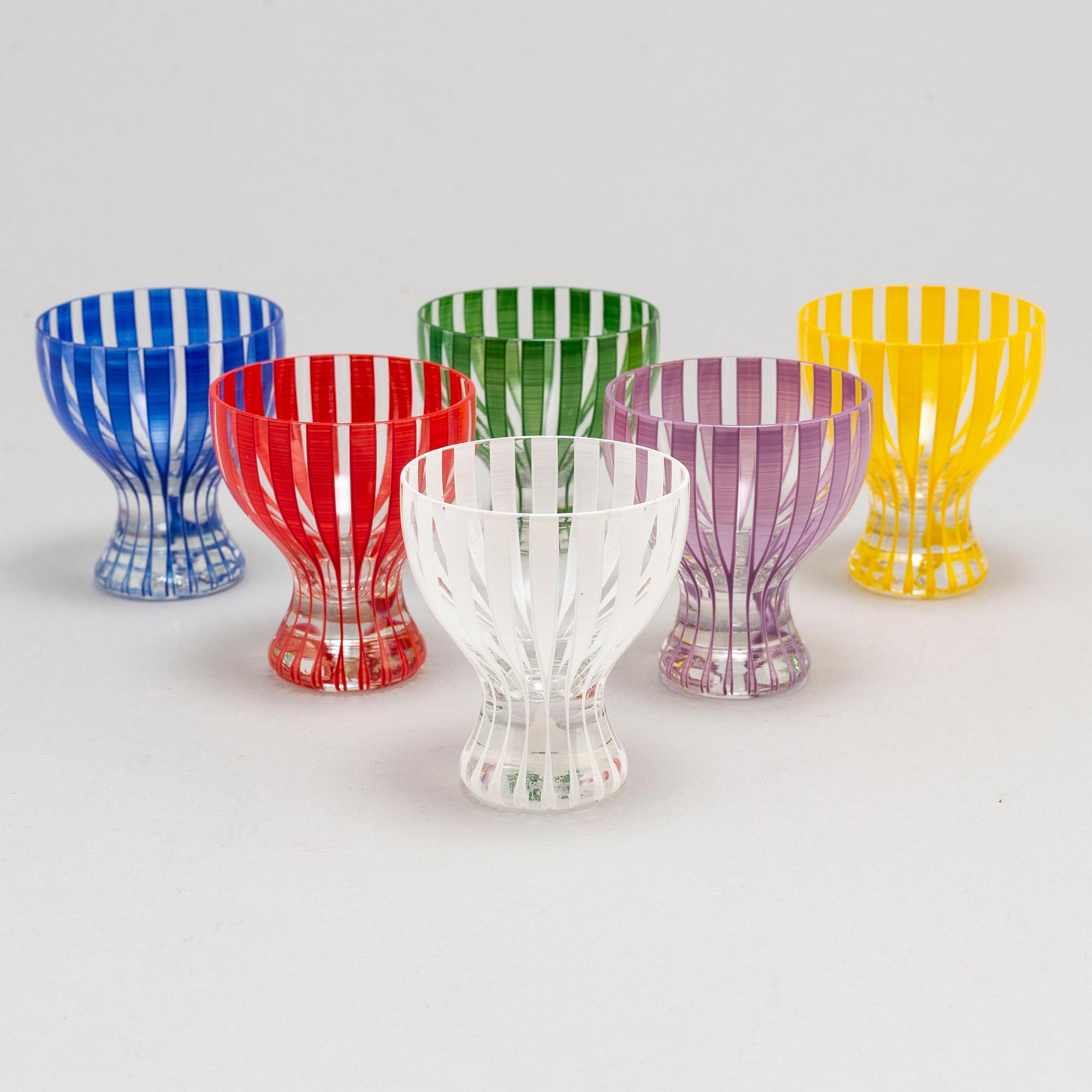 a set of 6 'Strikt' glasses by Bengt Orup for Johansfors, 1950's.
