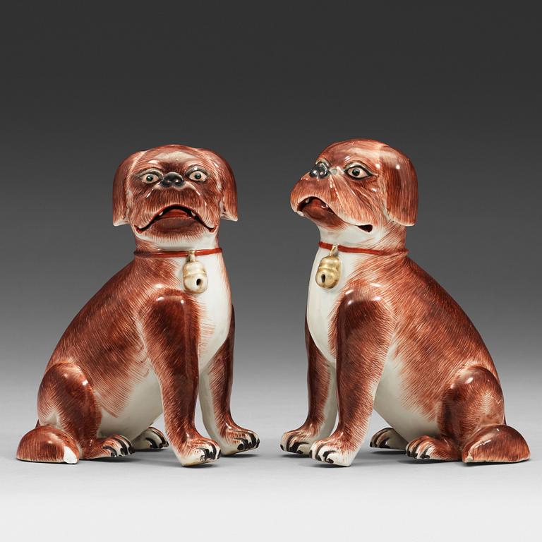 A pair of export porcelain 'Pug dogs', Qing dynasty, Qianlong (1736-1795).